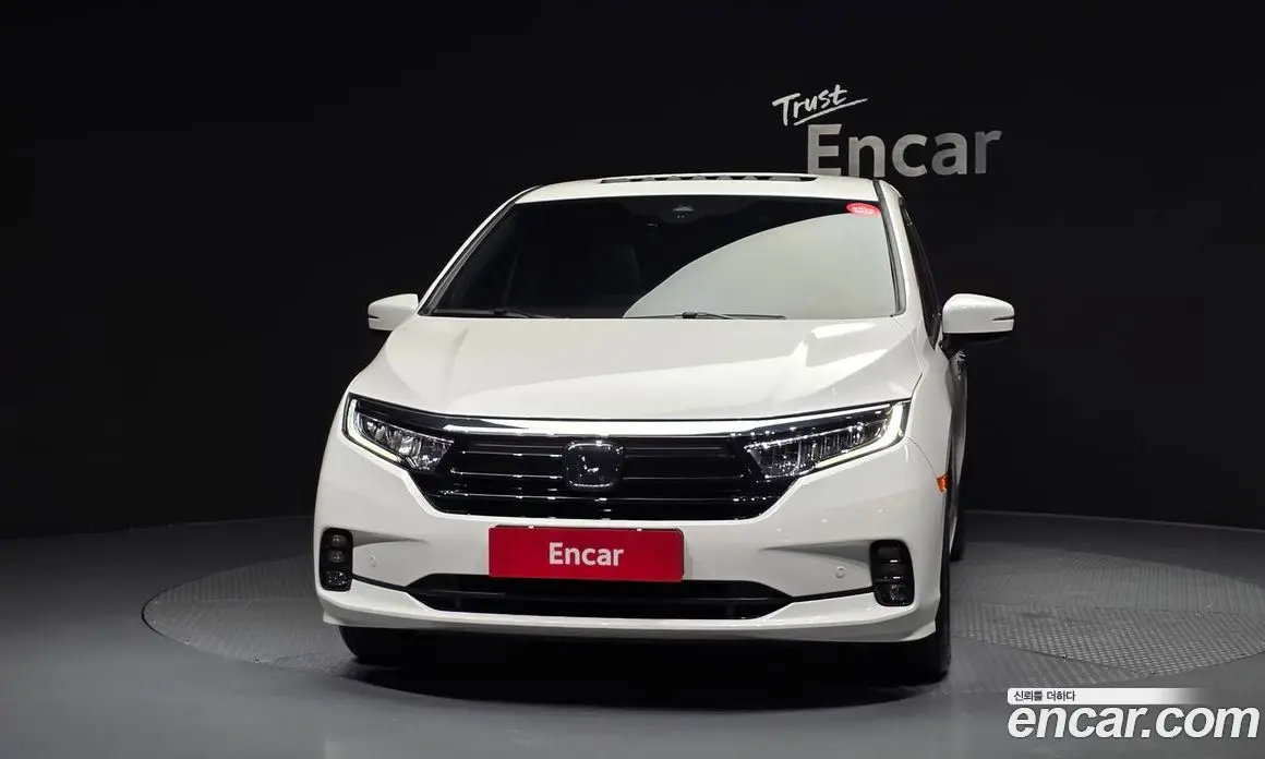 Honda Odyssey 2023 3.5 автомат (гидро), фото 3