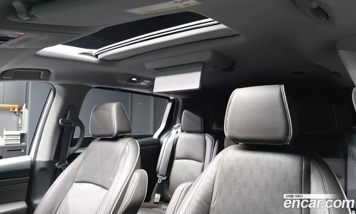 Honda Odyssey 2023 3.5 автомат (гидро), фото 23