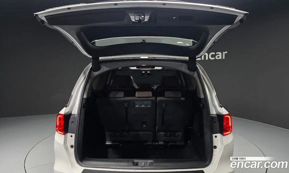 Honda Odyssey 2023 3.5 автомат (гидро), фото 26