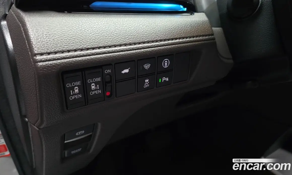 Honda Odyssey 2023 3.5 автомат (гидро), фото 32