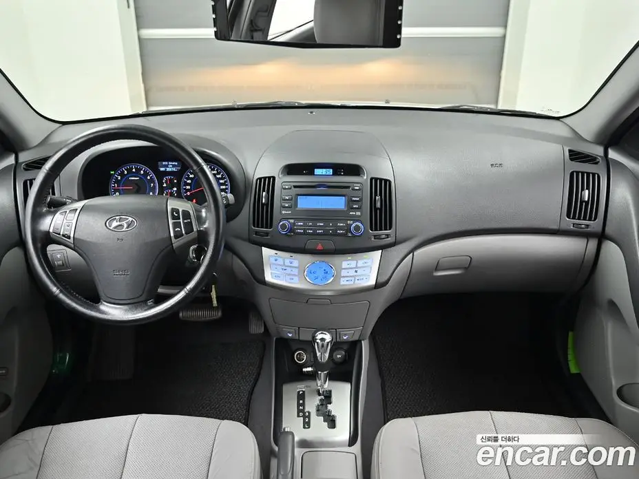 Hyundai Avante 2010 1.6 автомат (гидро), фото 7