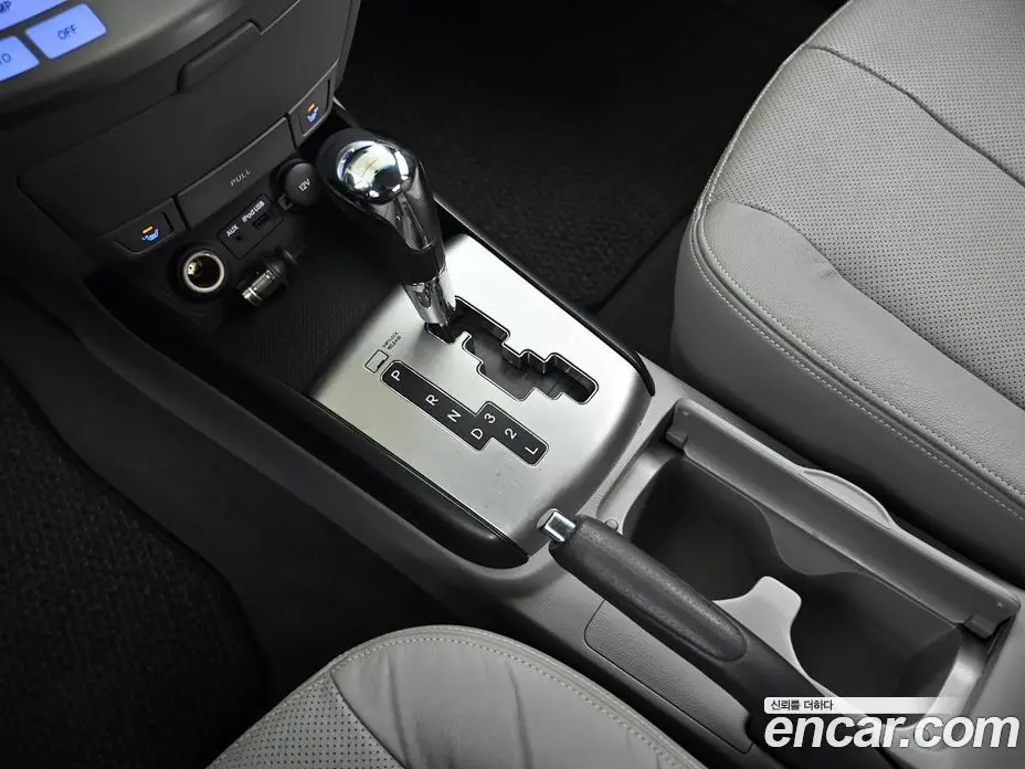 Hyundai Avante 2010 1.6 автомат (гидро), фото 9