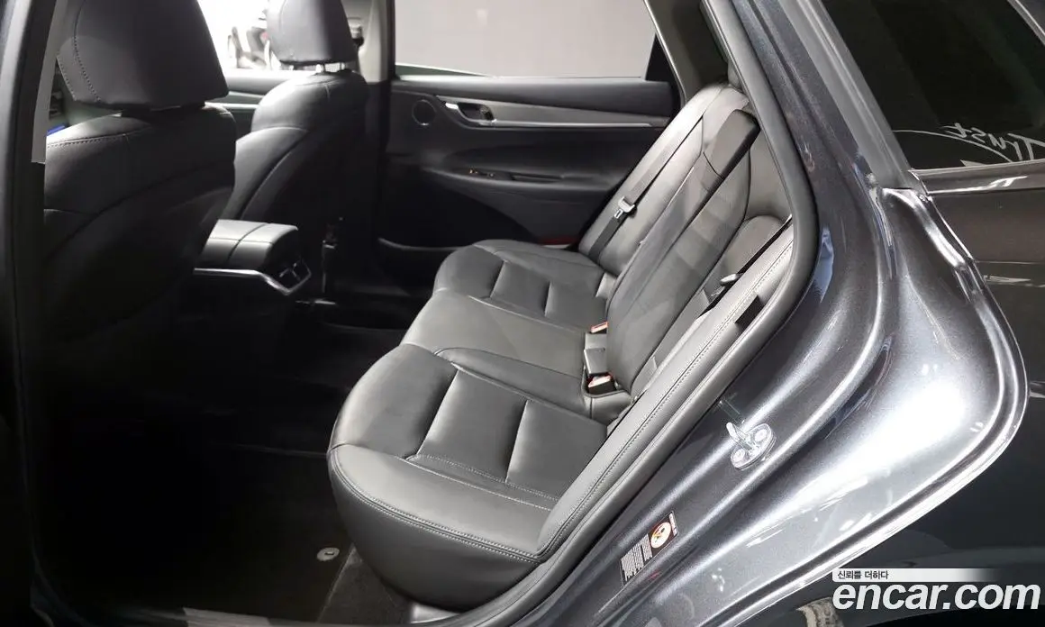 Hyundai Grandeur 2022 2.5 автомат (гидро), фото 16