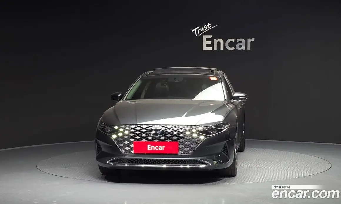 Hyundai Grandeur 2022 2.5 автомат (гидро), фото 3