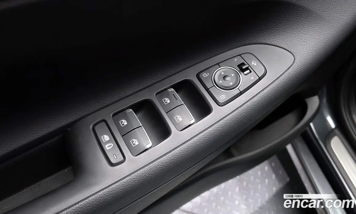 Hyundai Grandeur 2022 2.5 автомат (гидро), фото 33