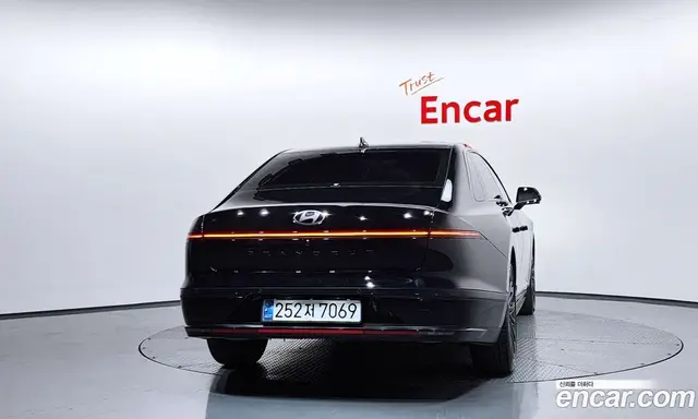 Hyundai Grandeur 2024 2.5 автомат (гидро), миниатюра 4