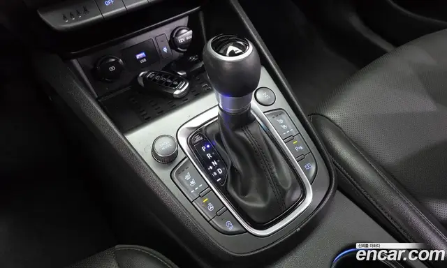 Hyundai Kona 2022 2.0 автомат (гидро), миниатюра 12