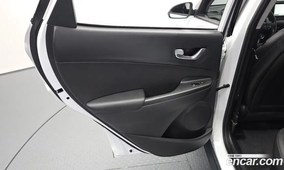 Hyundai Kona 2022 2.0 автомат (гидро), фото 15