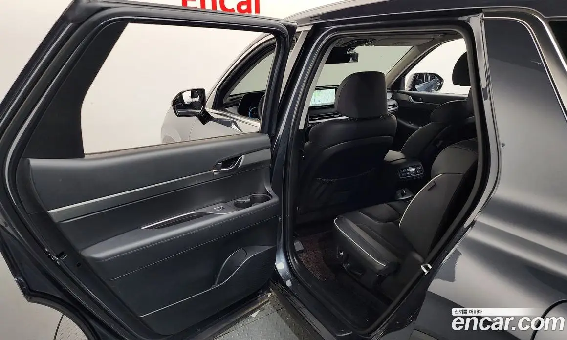 Hyundai Palisade 2024 3.8 автомат (гидро), фото 17
