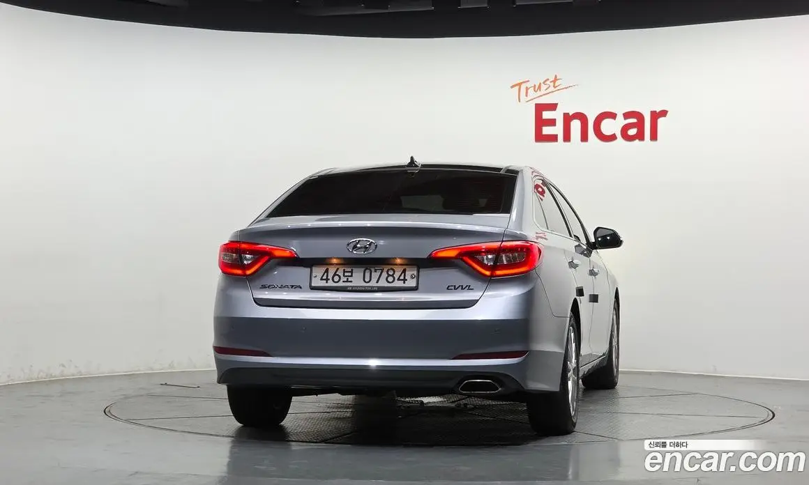 Hyundai Sonata 2016 2.0 автомат (гидро), фото 3