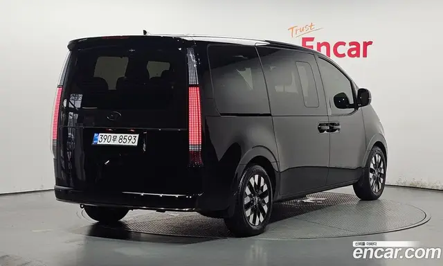Hyundai Staria 2025 3.5 автомат (гидро), миниатюра 2