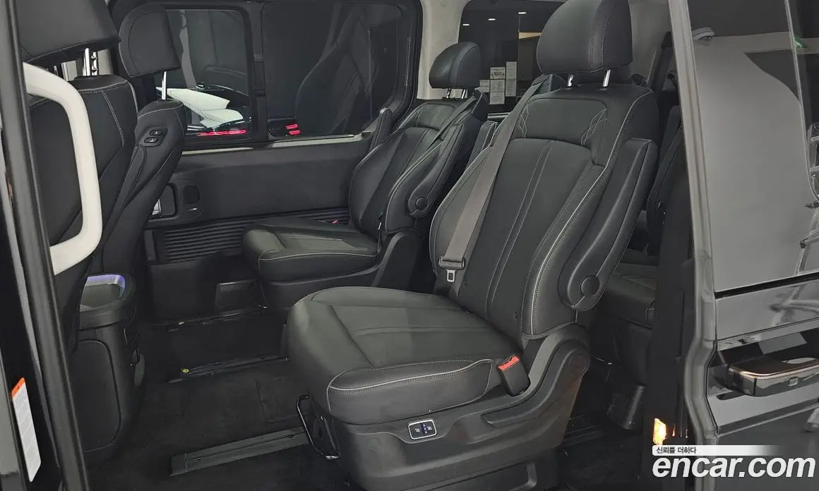 Hyundai Staria 2025 3.5 автомат (гидро), фото 18