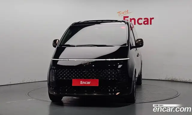 Hyundai Staria 2025 3.5 автомат (гидро), миниатюра 3
