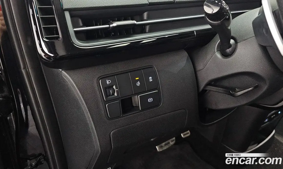 Hyundai Staria 2025 3.5 автомат (гидро), фото 23