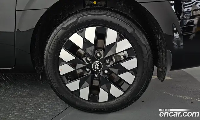 Hyundai Staria 2025 3.5 автомат (гидро), миниатюра 7