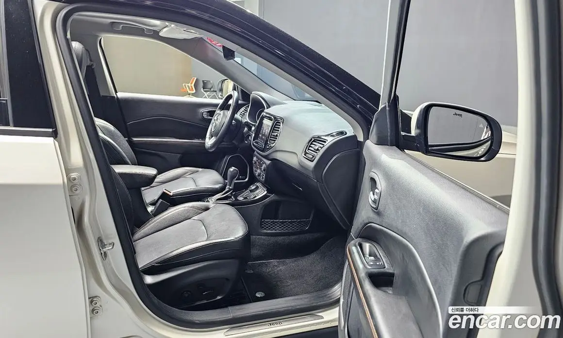 Jeep Compass 2019 2.4 автомат (гидро), фото 10