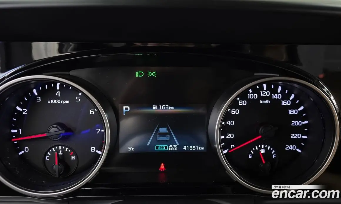 Kia Carnival 2022 3.5 автомат (гидро), фото 8 Kia Carnival 2022 3.5 автомат (гидро), фото 8