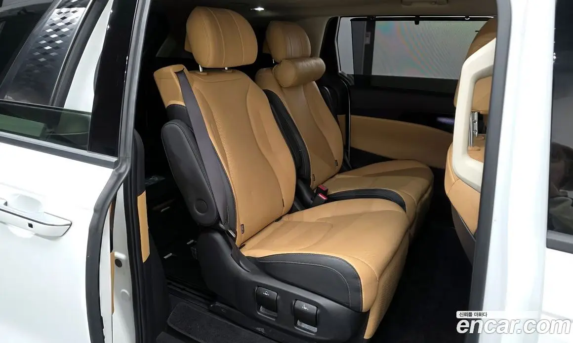 Kia Carnival 2022 2.2 автомат (гидро), фото 12