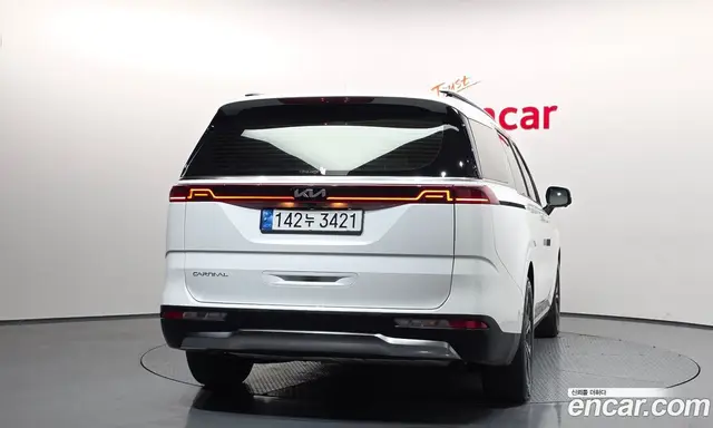 Kia Carnival 2022 2.2 автомат (гидро), миниатюра 4