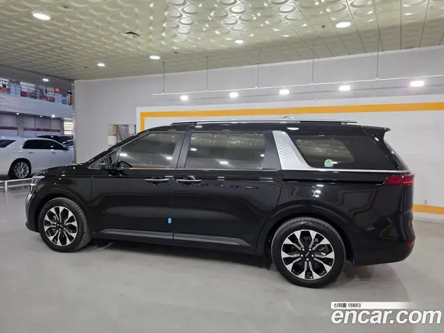 Kia Carnival 2022 3.5 автомат (гидро), миниатюра 2