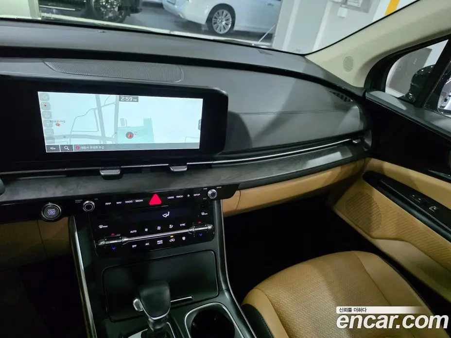 Kia Carnival 2022 3.5 автомат (гидро), фото 11