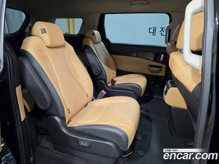 Kia Carnival 2022 3.5 автомат (гидро), фото 17
