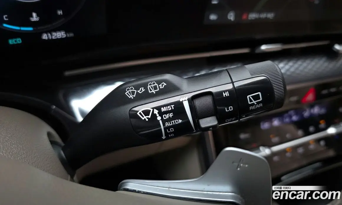 Kia Carnival 2023 3.5 автомат (гидро), фото 27