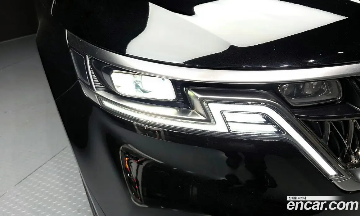 Kia Carnival 2023 3.5 автомат (гидро), фото 8