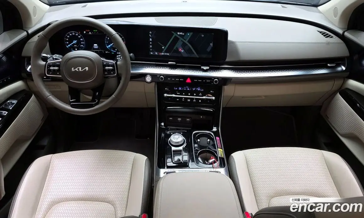 Kia Carnival 2023 3.5 автомат (гидро), фото 10