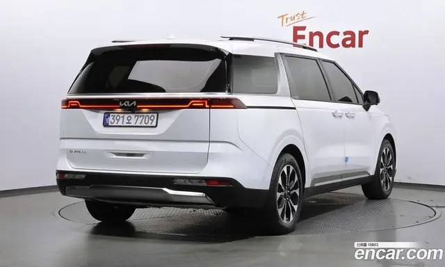 Kia Carnival 2023 2.2 автомат (гидро), миниатюра 2