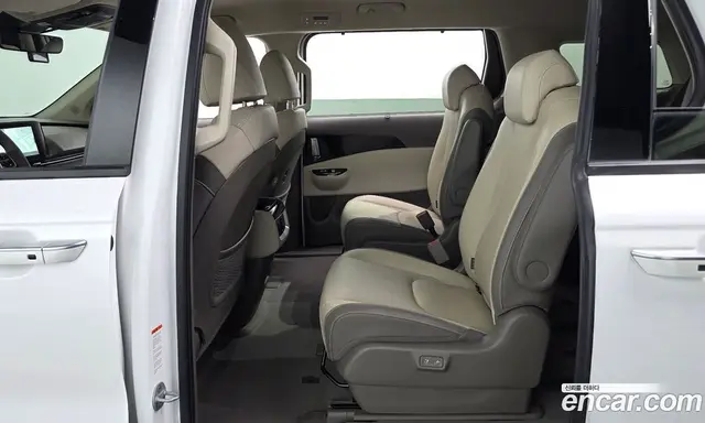Kia Carnival 2023 2.2 автомат (гидро), миниатюра 12