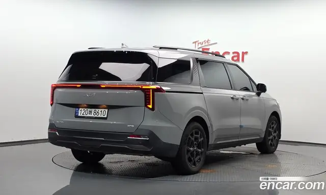 Kia Carnival, 2024, 27 409 км