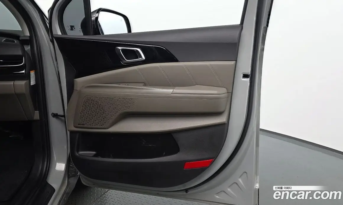 Kia Carnival 2024 1.6 автомат (гидро), фото 14