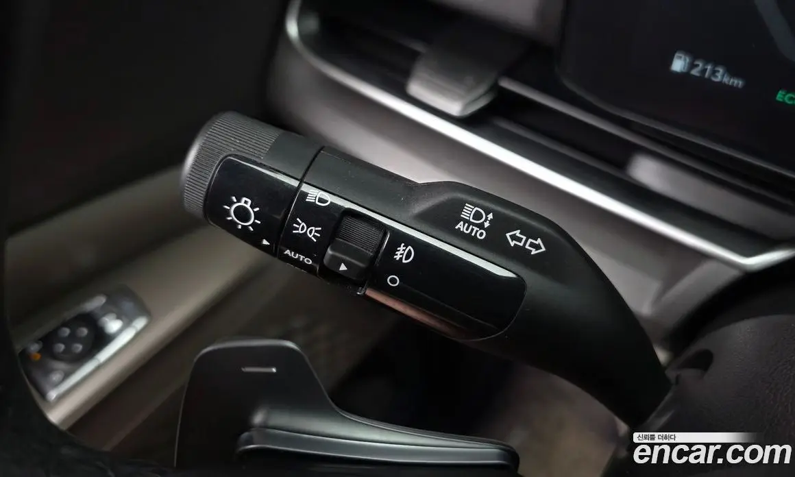 Kia Carnival 2024 1.6 автомат (гидро), фото 29
