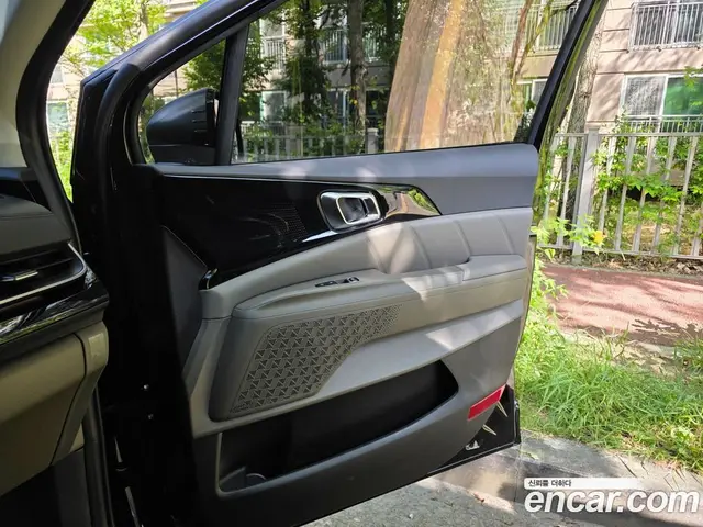 Kia Carnival 2026 1.6 автомат (гидро), миниатюра 11 Kia Carnival 2026 1.6 автомат (гидро), миниатюра 11
