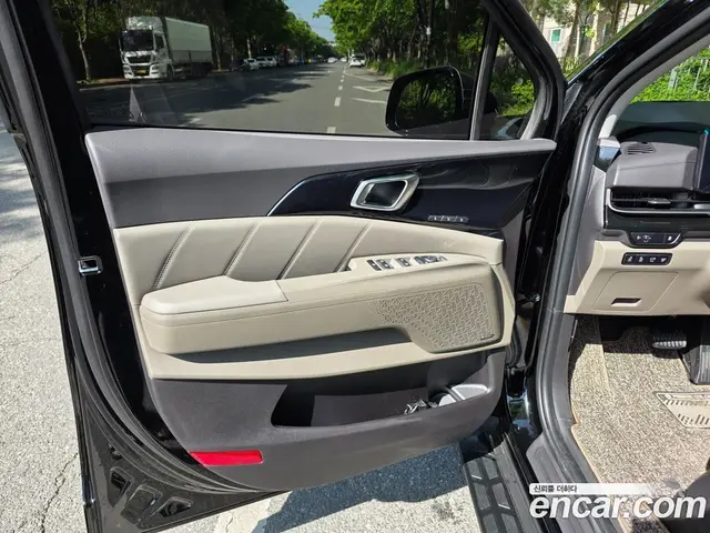 Kia Carnival 2026 1.6 автомат (гидро), миниатюра 9 Kia Carnival 2026 1.6 автомат (гидро), миниатюра 9
