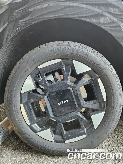Kia Carnival 2026 1.6 автомат (гидро), миниатюра 5