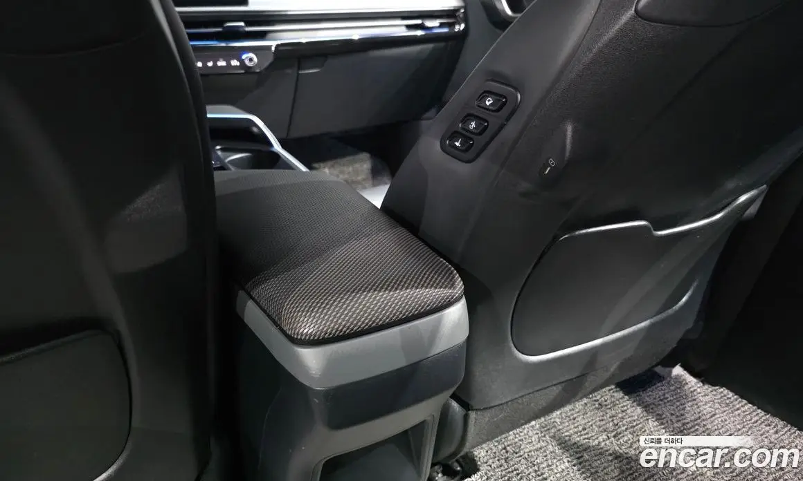 Kia EV6 2025 0.1 автомат (гидро), фото 31