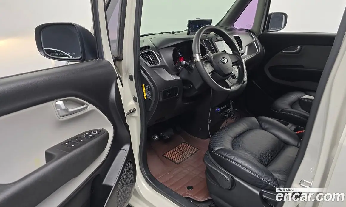 Kia Ray 2014 1.0 автомат (гидро), фото 10