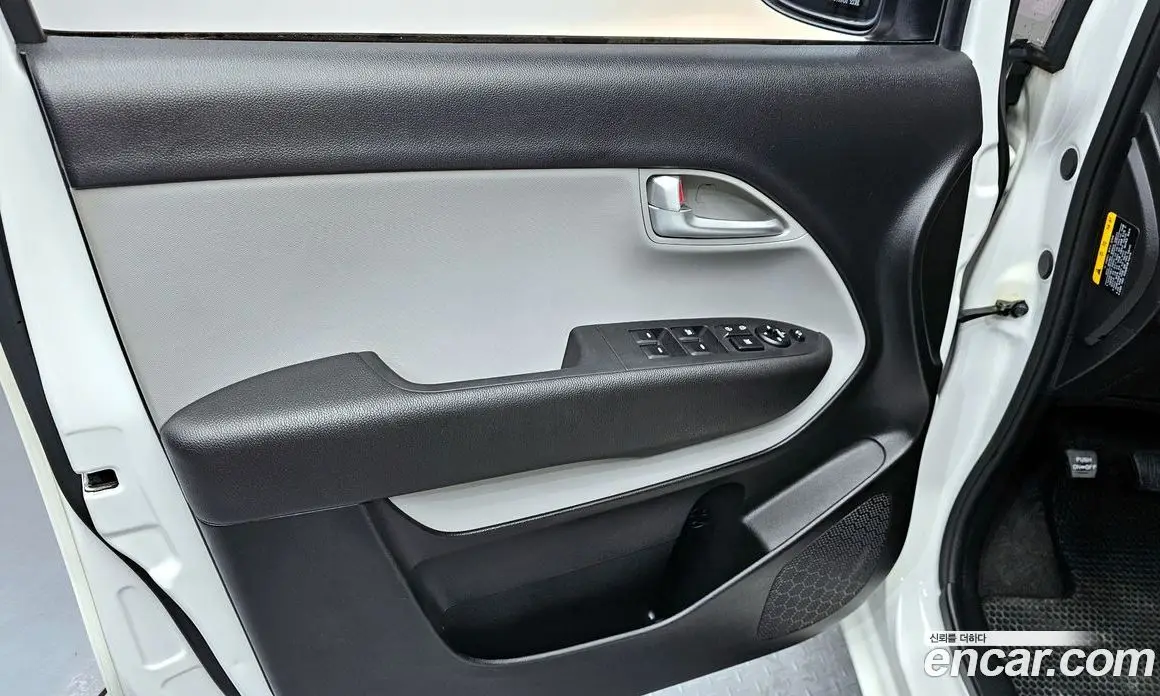 Kia Ray 2016 1.0 автомат (гидро), фото 14