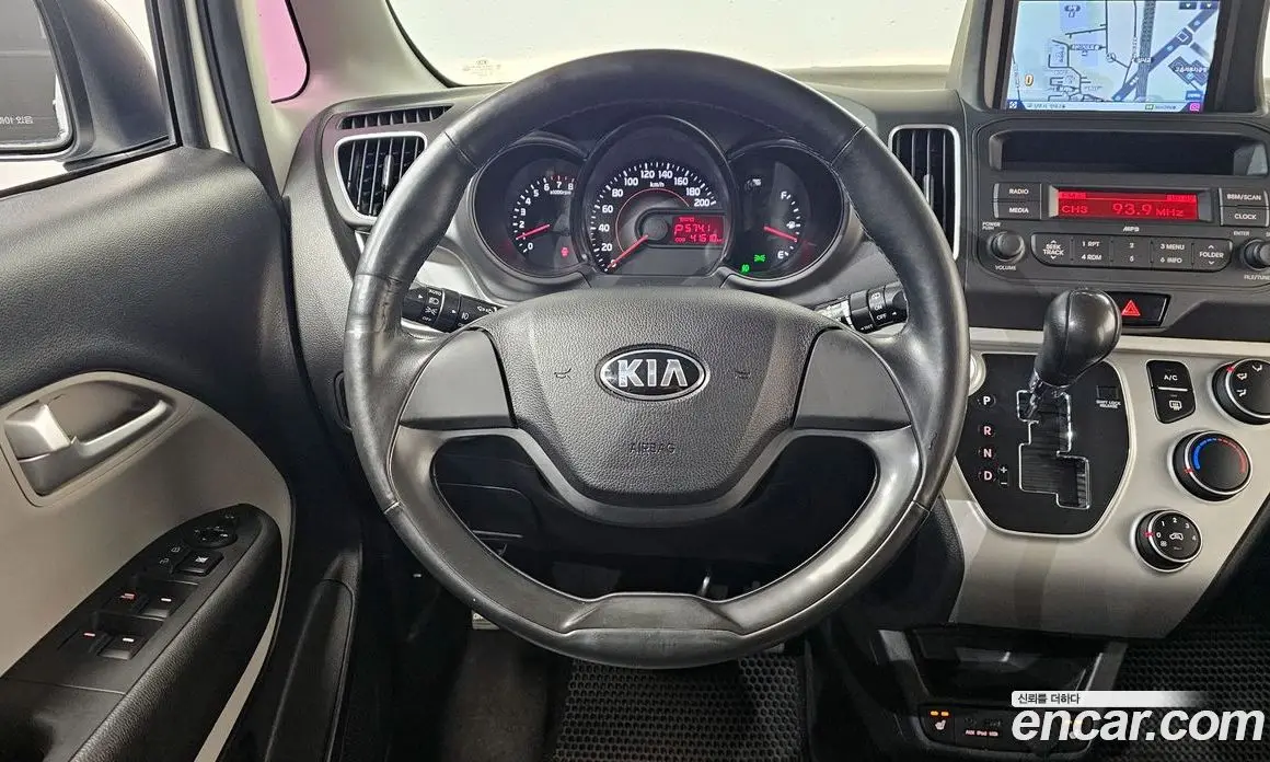 Kia Ray 2016 1.0 автомат (гидро), фото 18