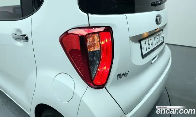 Kia Ray 2016 1.0 автомат (гидро), миниатюра 9