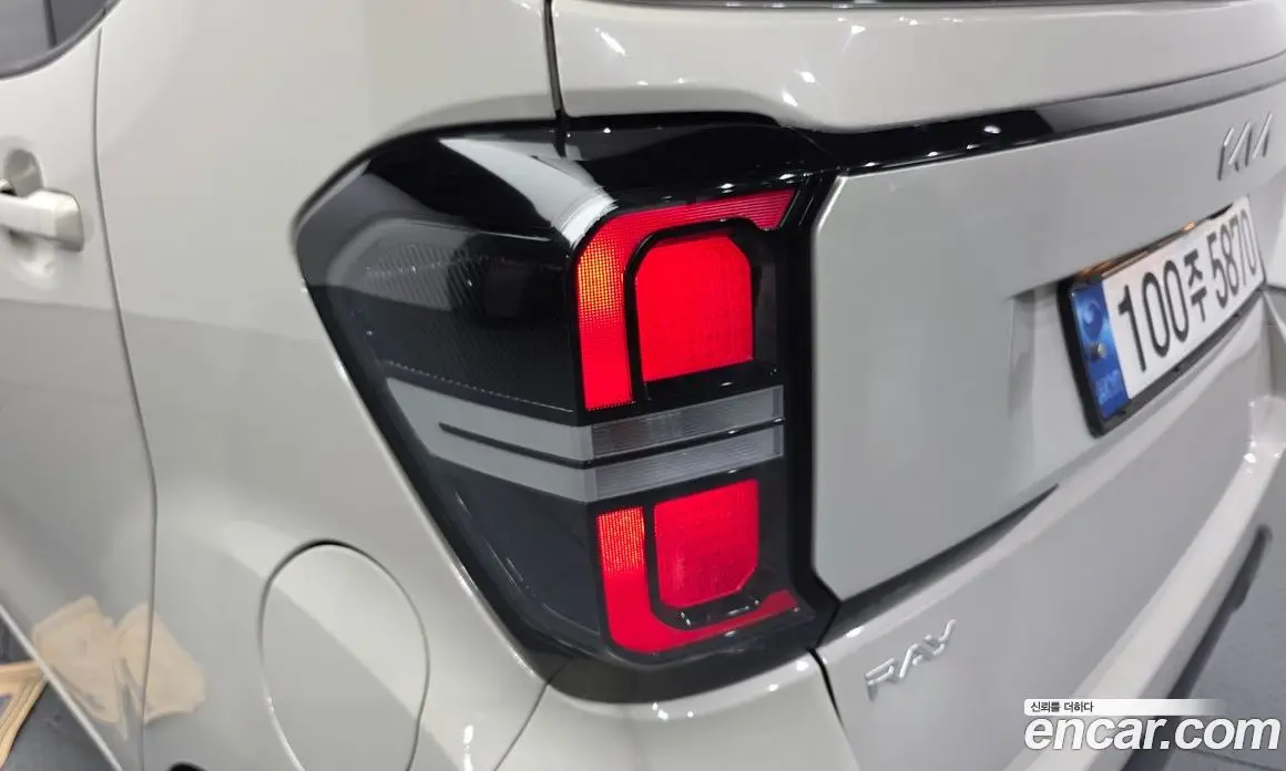 Kia Ray 2023 1.0 автомат (гидро), фото 9