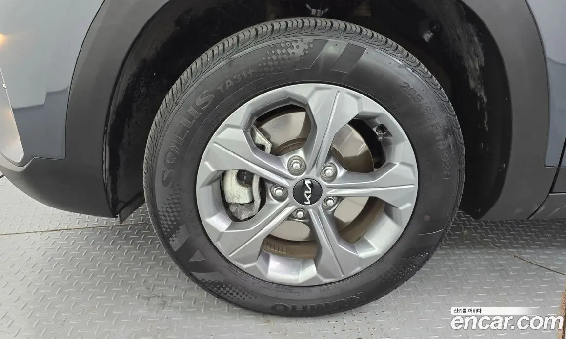 Kia Seltos 2024 1.6 автомат (гидро), фото 5