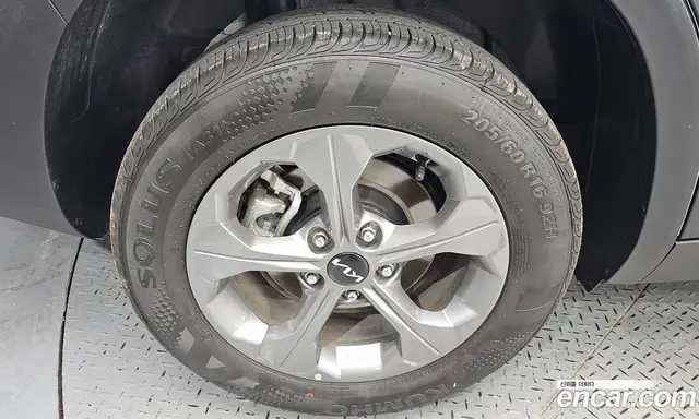 Kia Seltos 2025 2.0 автомат (гидро), миниатюра 5