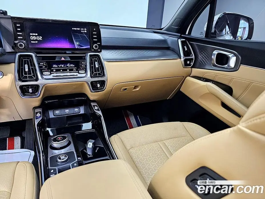 Kia Sorento 2023 2.5 автомат (гидро), фото 9