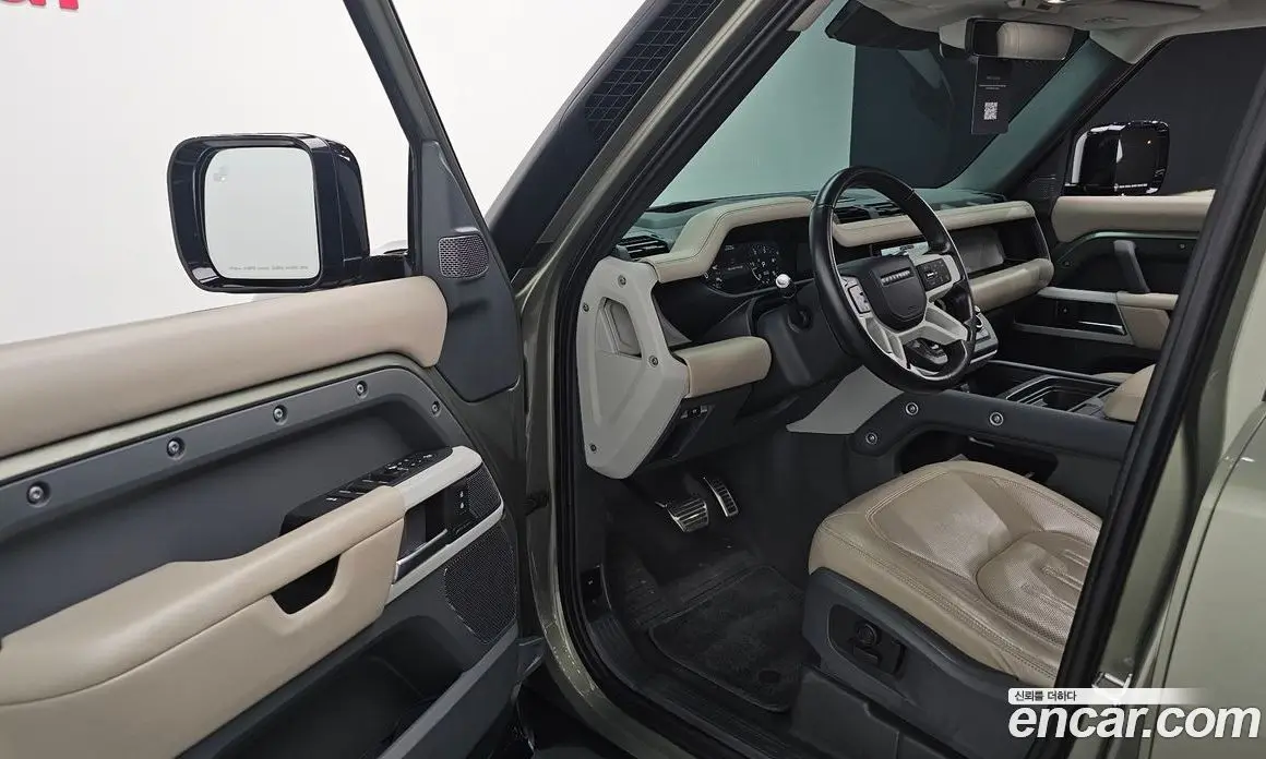 Land Rover Defender 2021 3.0 автомат (гидро), фото 17