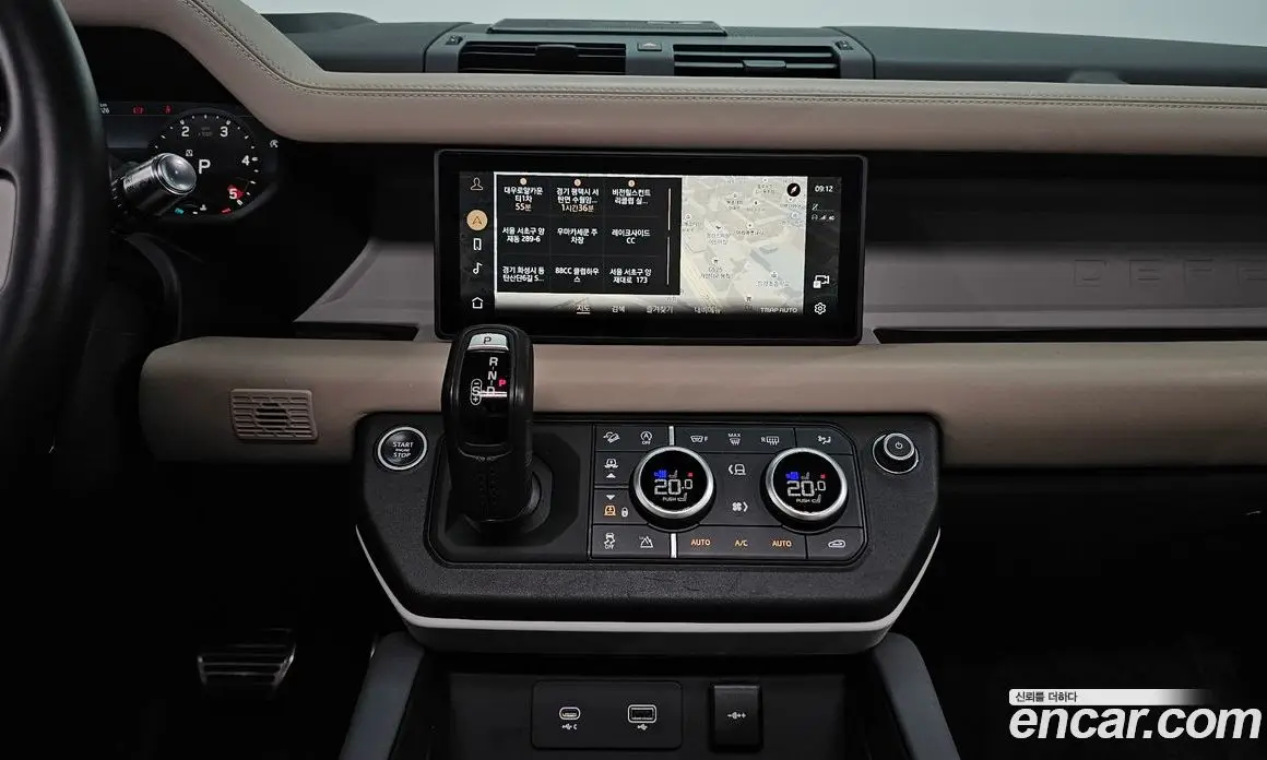 Land Rover Defender 2021 3.0 автомат (гидро), фото 20