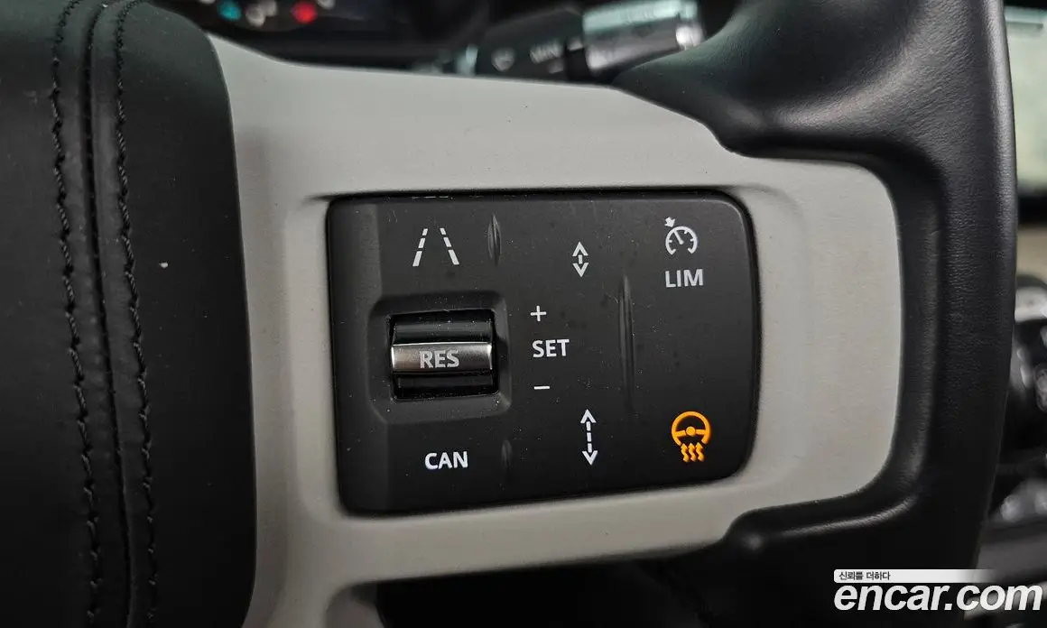 Land Rover Defender 2021 3.0 автомат (гидро), фото 32