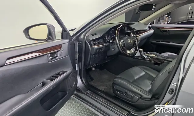 Lexus ES 2017 3.5 автомат (гидро), миниатюра 10 Lexus ES 2017 3.5 автомат (гидро), миниатюра 10